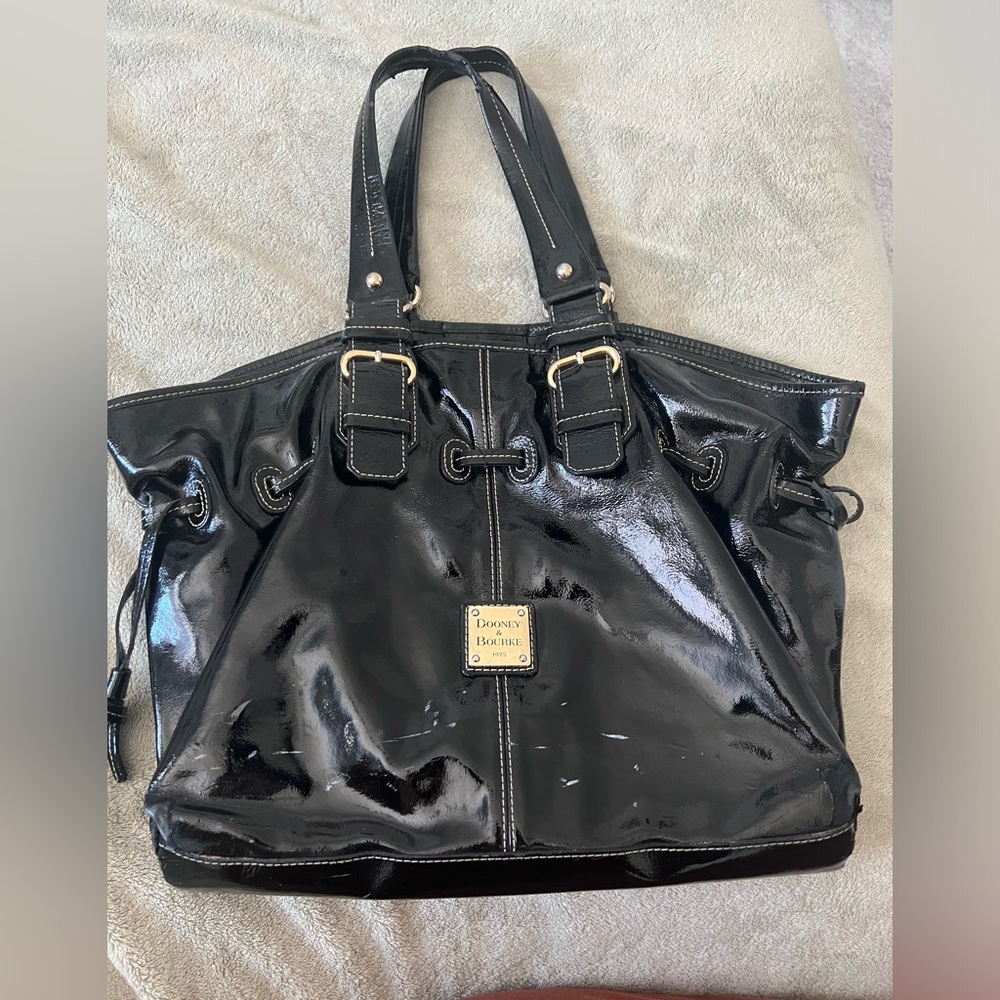 Vintage Dooney & Burke black leather purse